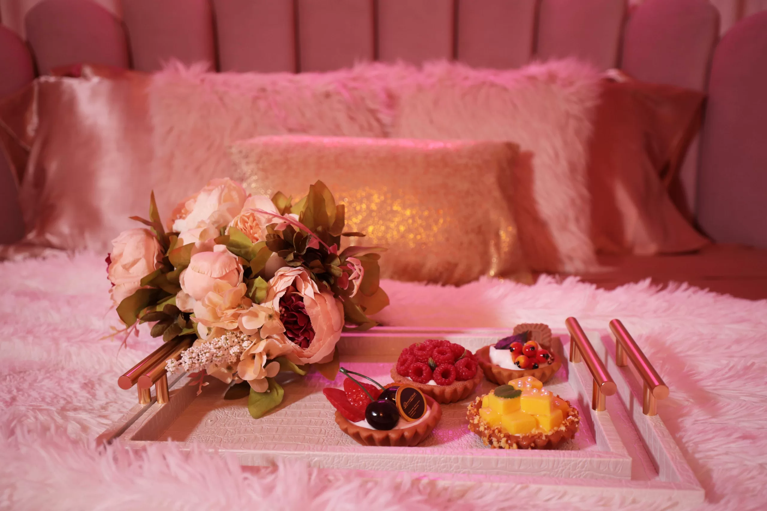 The Pink Dream Set – The Luxe Galore Studios