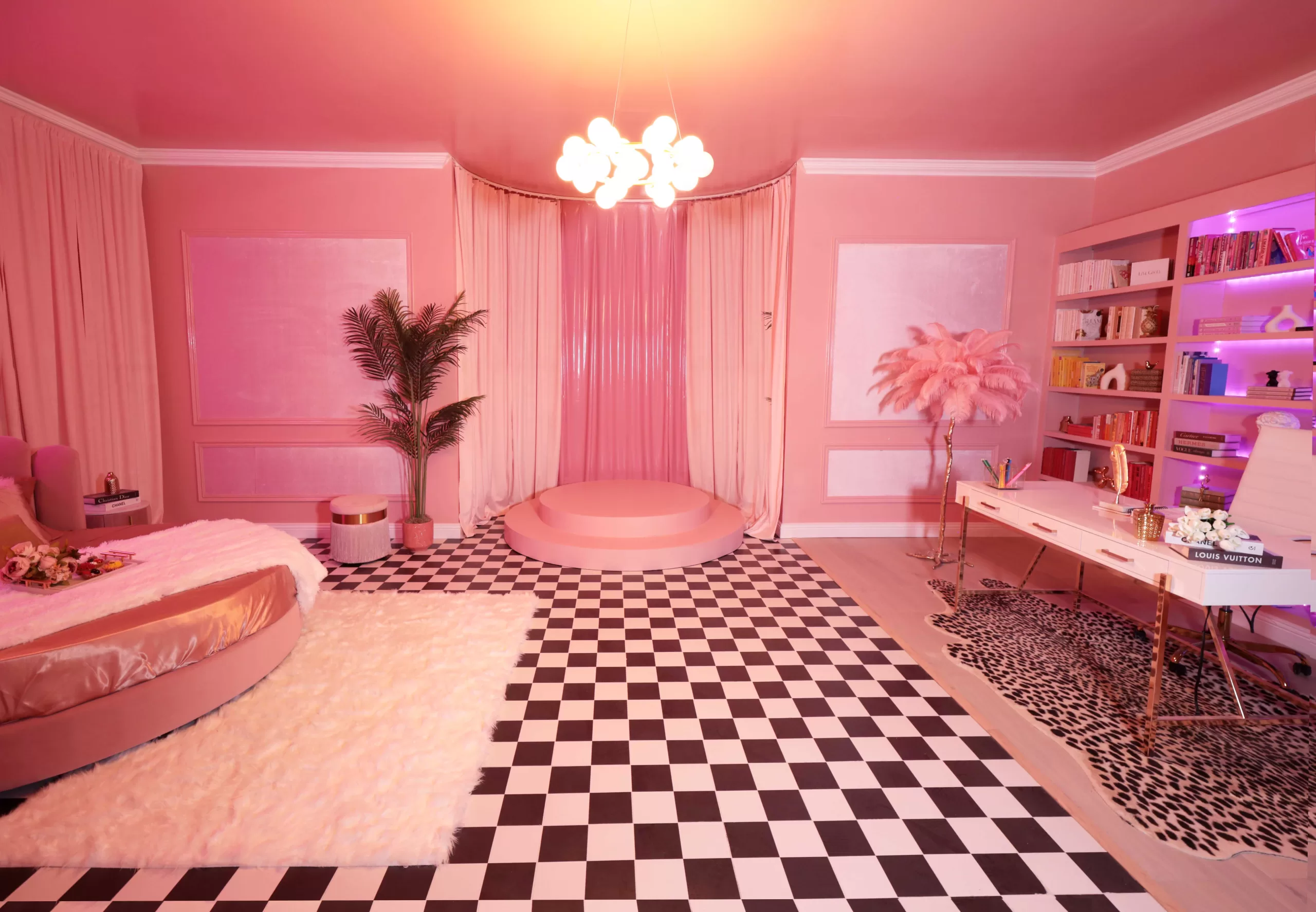 The Pink Dream Set – The Luxe Galore Studios
